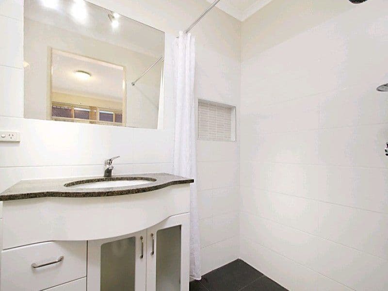9 Kabut Court, TANAH MERAH QLD 4128, Tanah Merah - Thumbnail 5