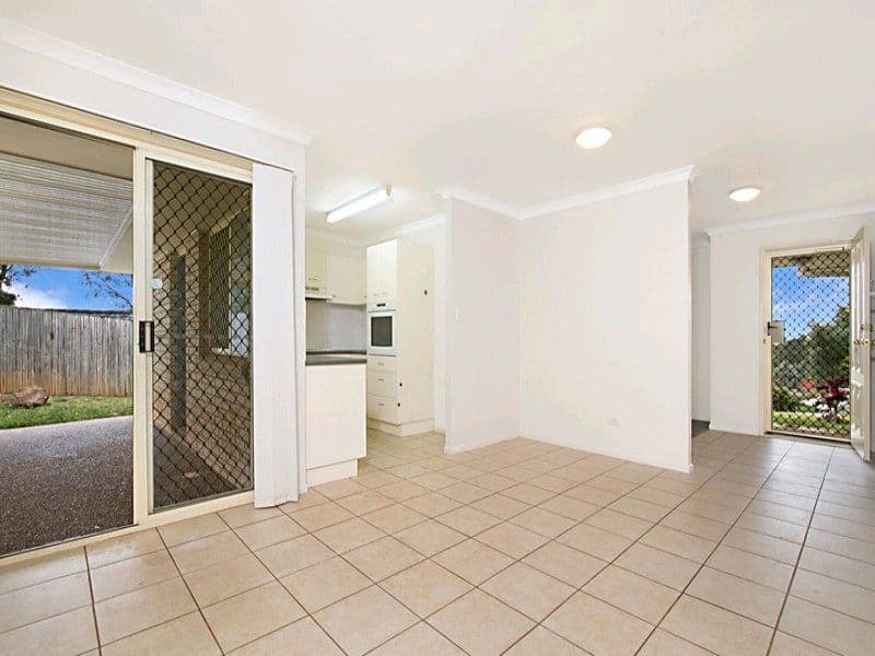 9 Kabut Court, TANAH MERAH QLD 4128, Tanah Merah - Thumbnail 6