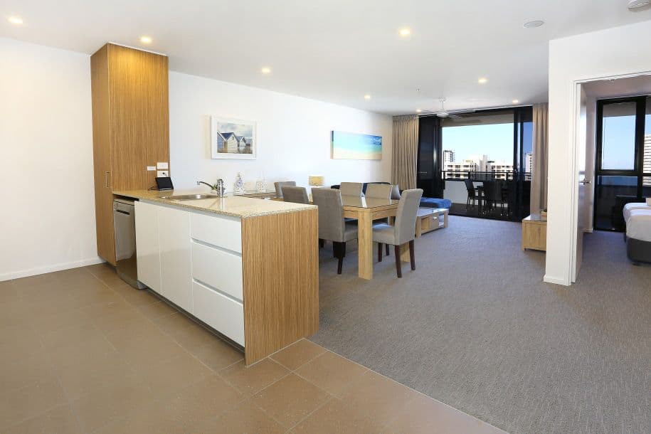 86 'Synergy' 2729-2733 Gold Coast Highway, BROADBEACH QLD 4218, Broadbeach - Thumbnail 5