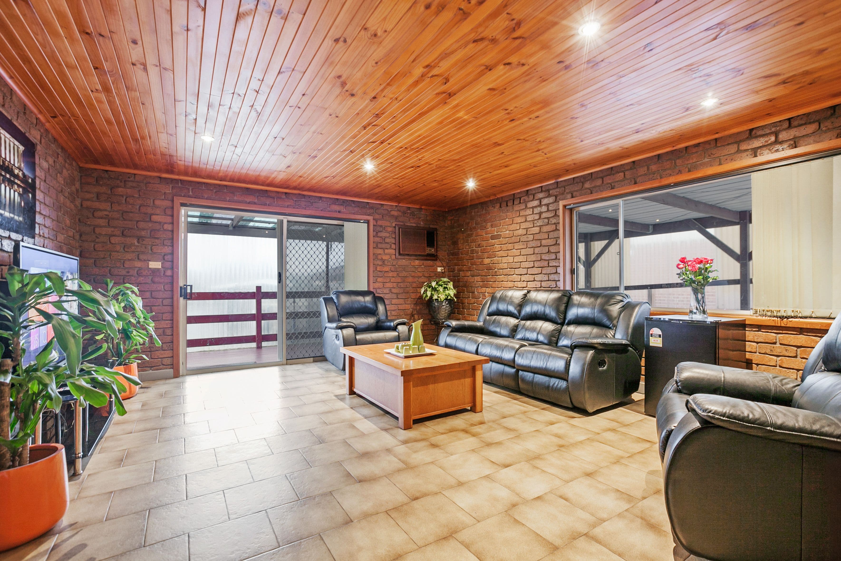 22 Fordham Road, Reservoir VIC 3073, Reservoir - Thumbnail 3