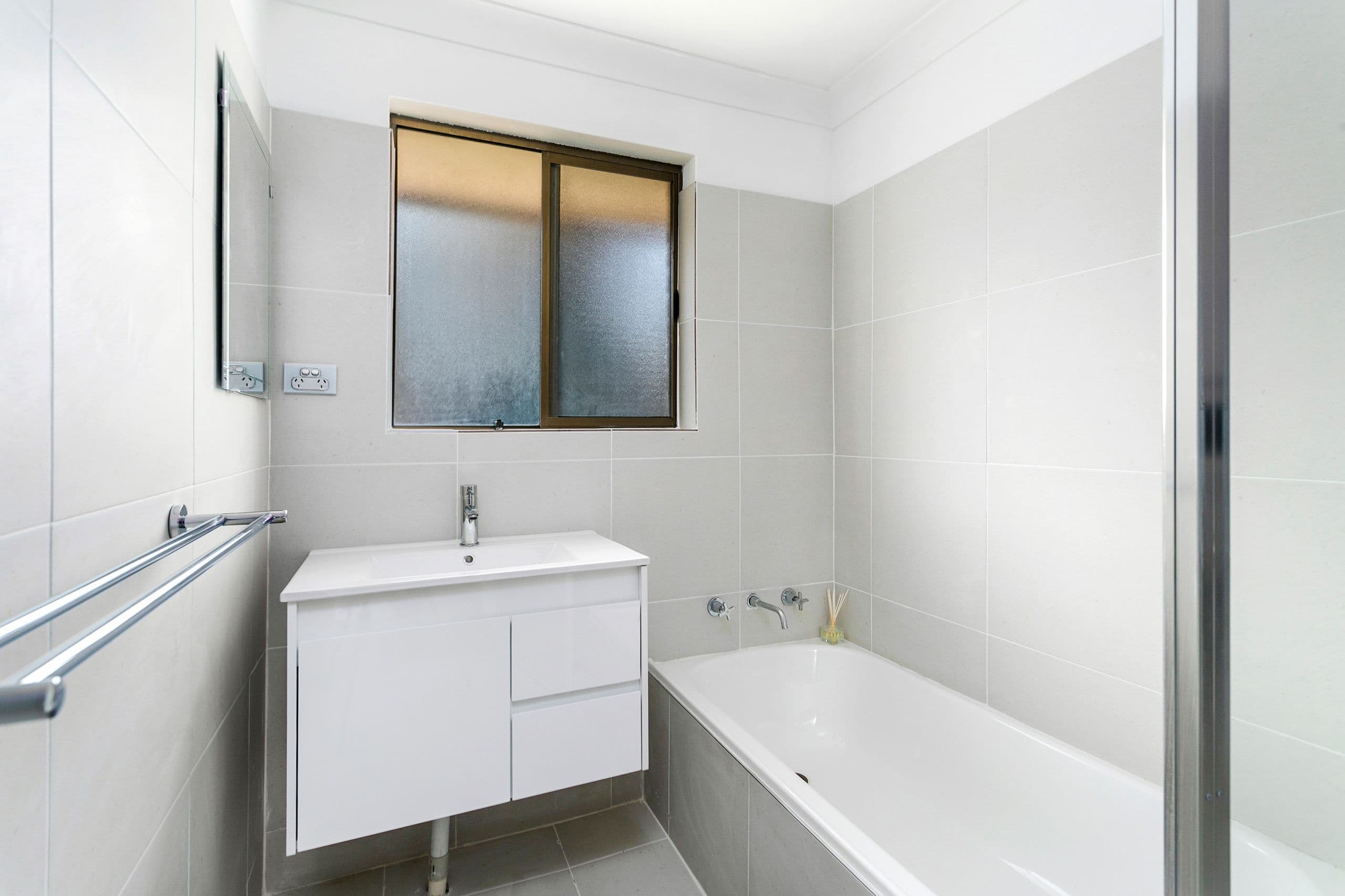 15 Melinda Grove, Lake Heights NSW 2502, Lake Heights - Thumbnail 4