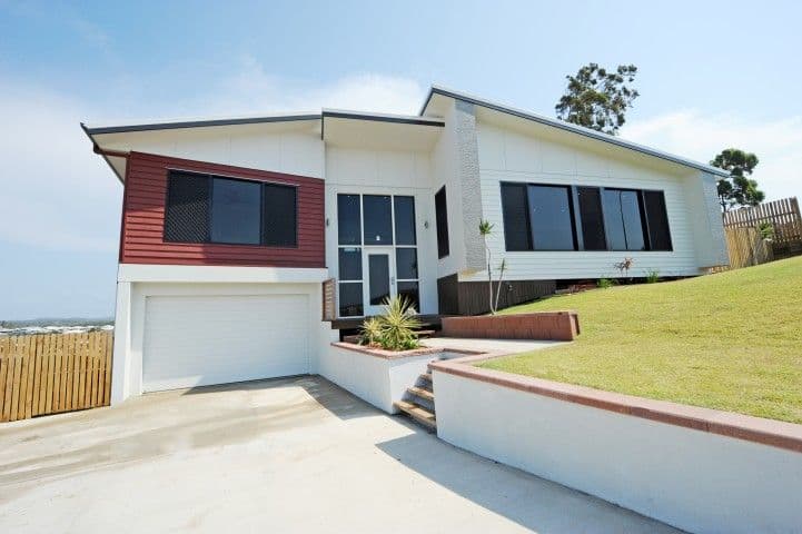 5 Eucalyptus Place, KIRKWOOD QLD 4680, Kirkwood - Image 1