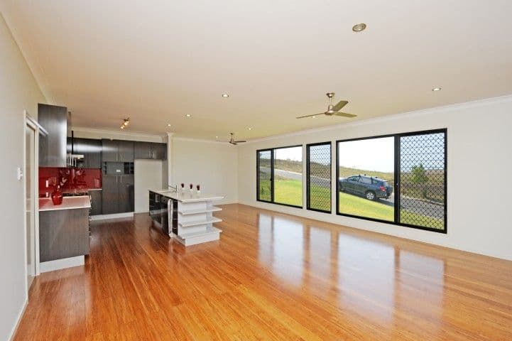 5 Eucalyptus Place, KIRKWOOD QLD 4680, Kirkwood - Thumbnail 3