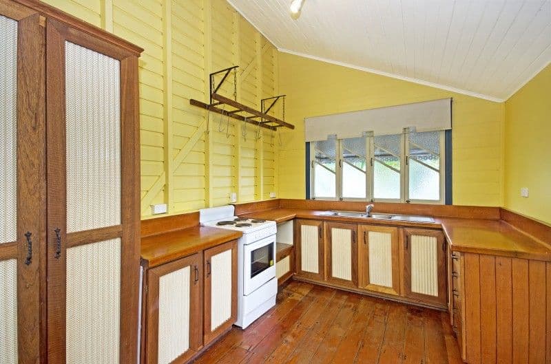 176 Boundary Street, RAILWAY ESTATE QLD 4810, Railway Estate - Thumbnail 2