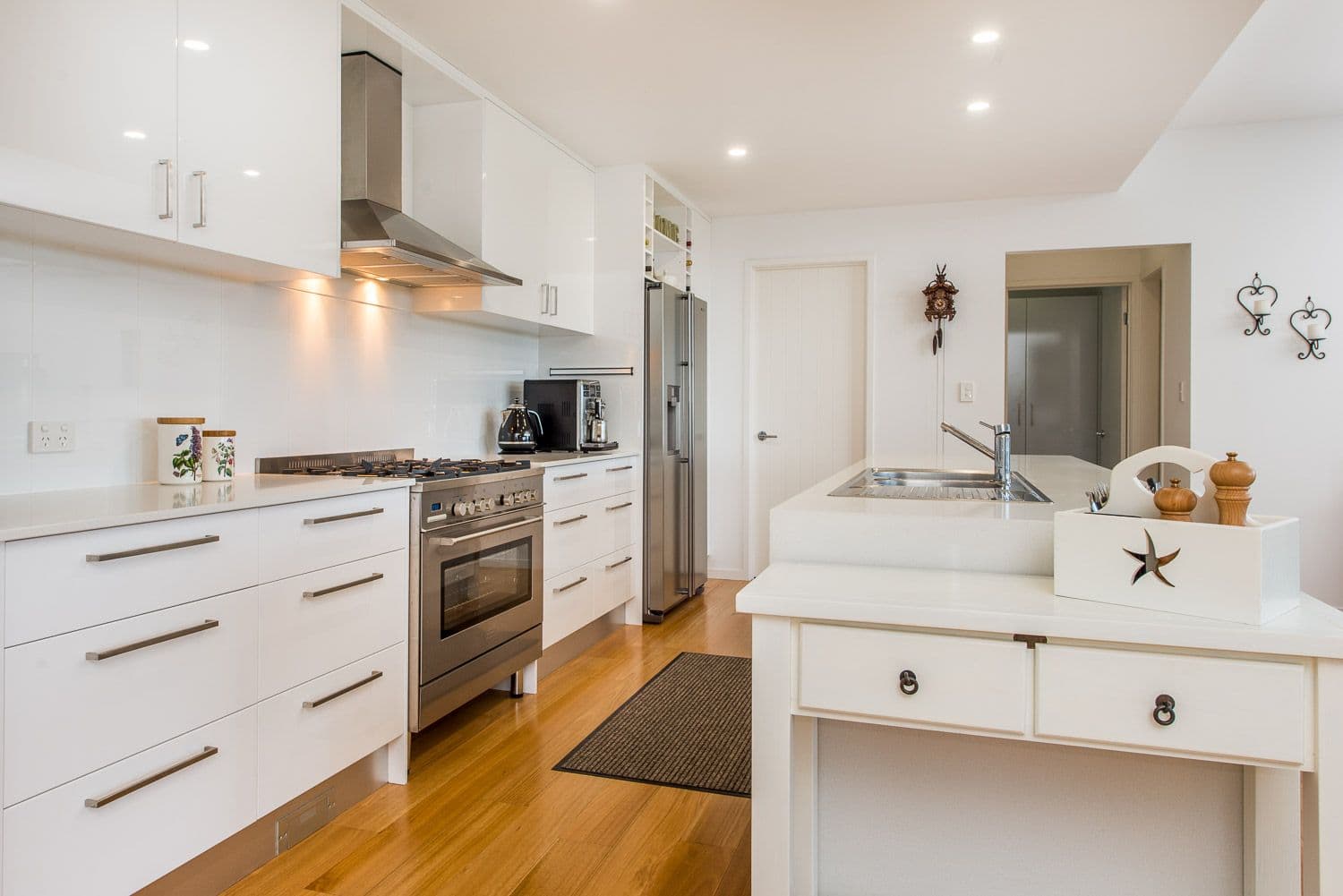 14 Border Drive, Currumbin Waters QLD 4223, Currumbin Waters - Thumbnail 4
