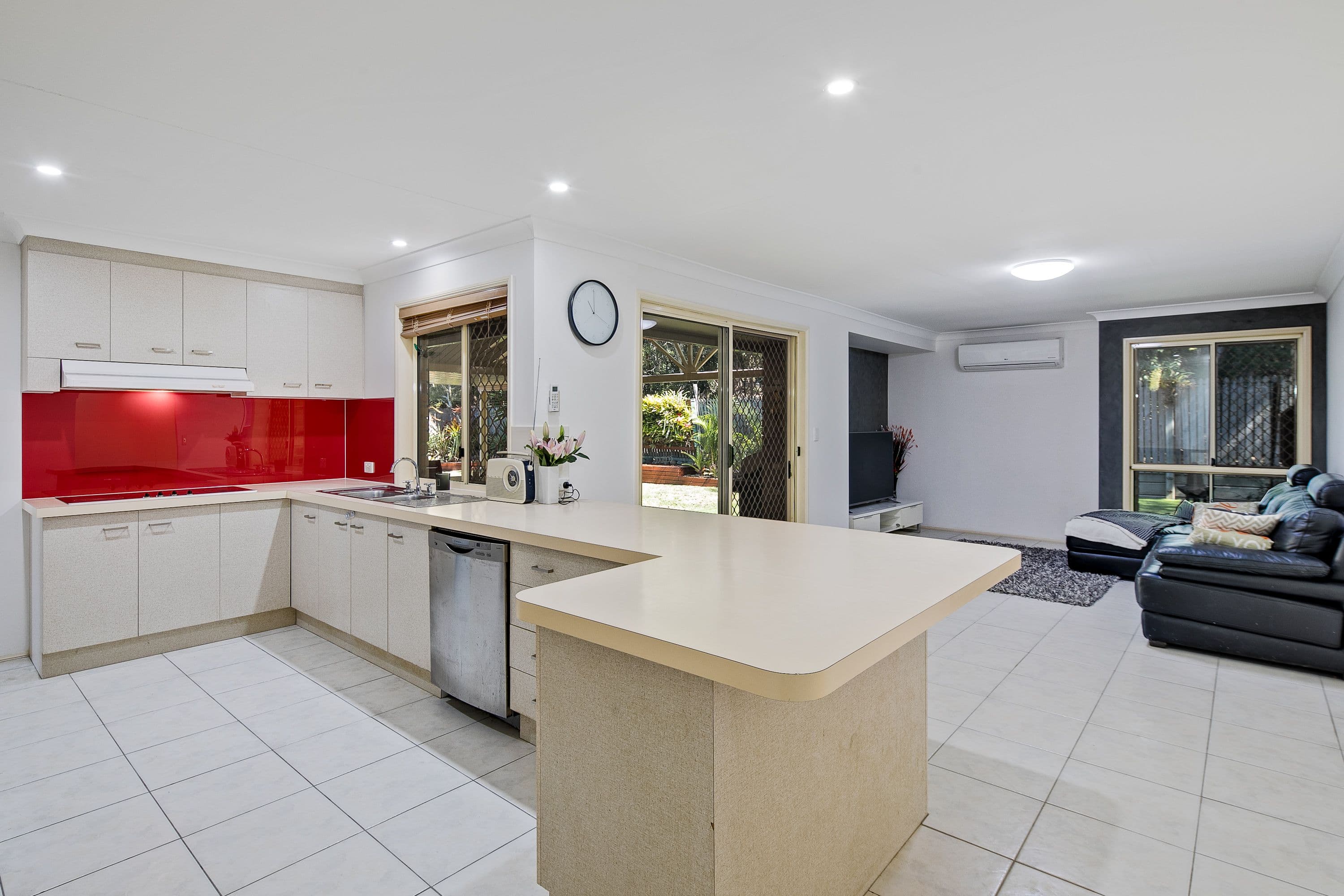 14 Grosvenor Court, Wellington Point QLD 4160, Wellington Point - Thumbnail 6