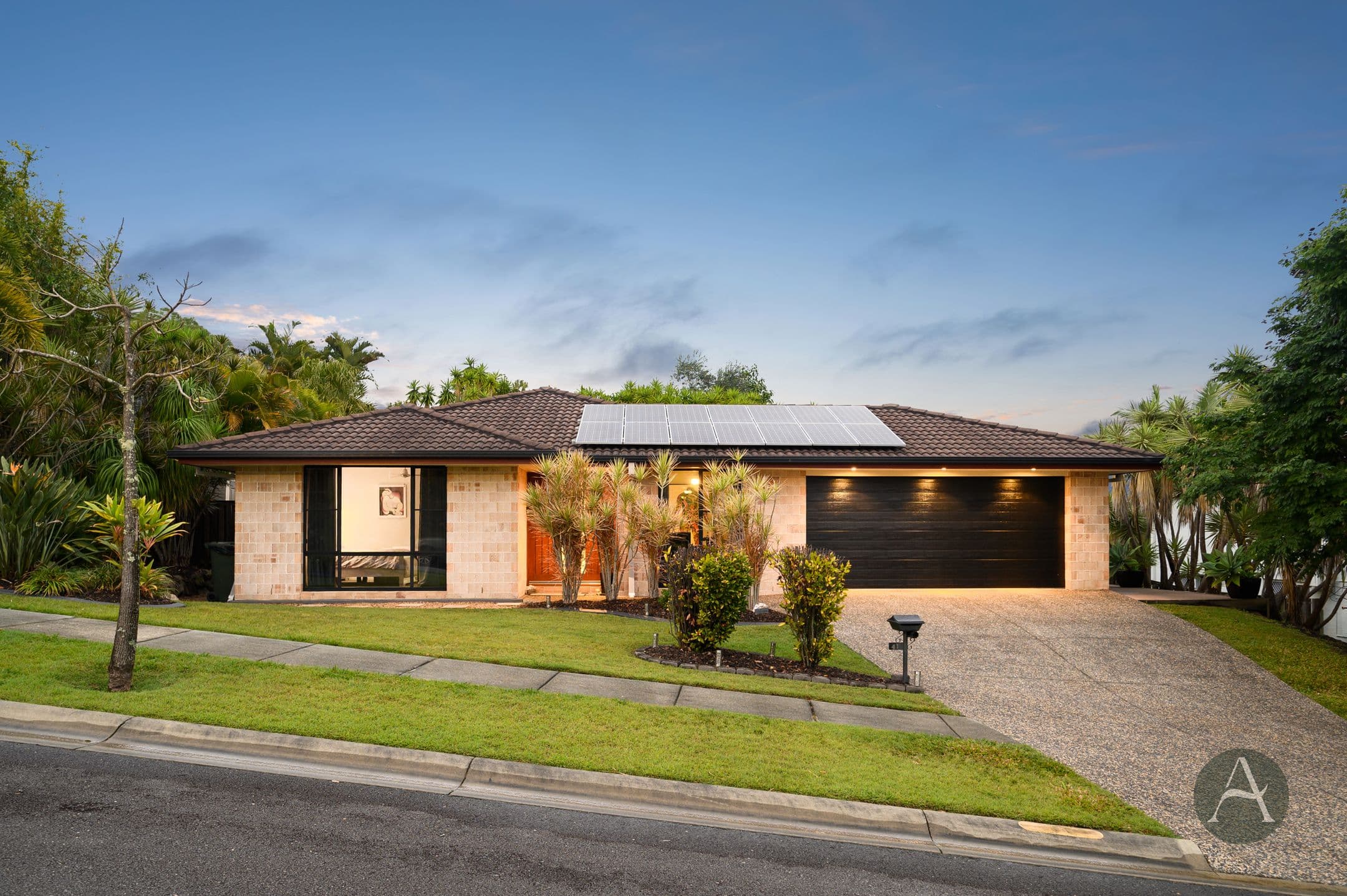 41 Gerard Street, Pacific Pines QLD 4211, Pacific Pines - Thumbnail 2