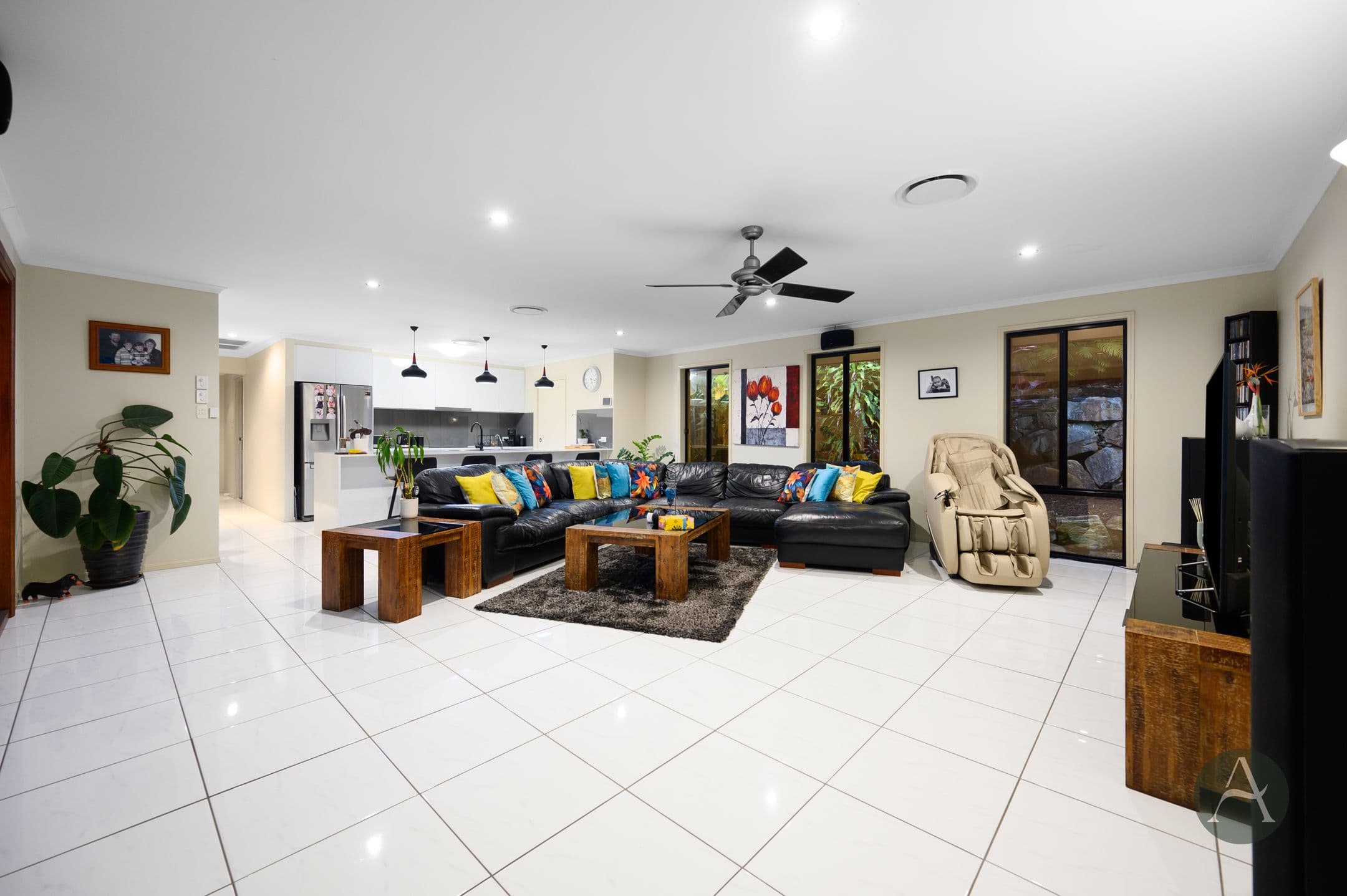 41 Gerard Street, Pacific Pines QLD 4211, Pacific Pines - Thumbnail 5