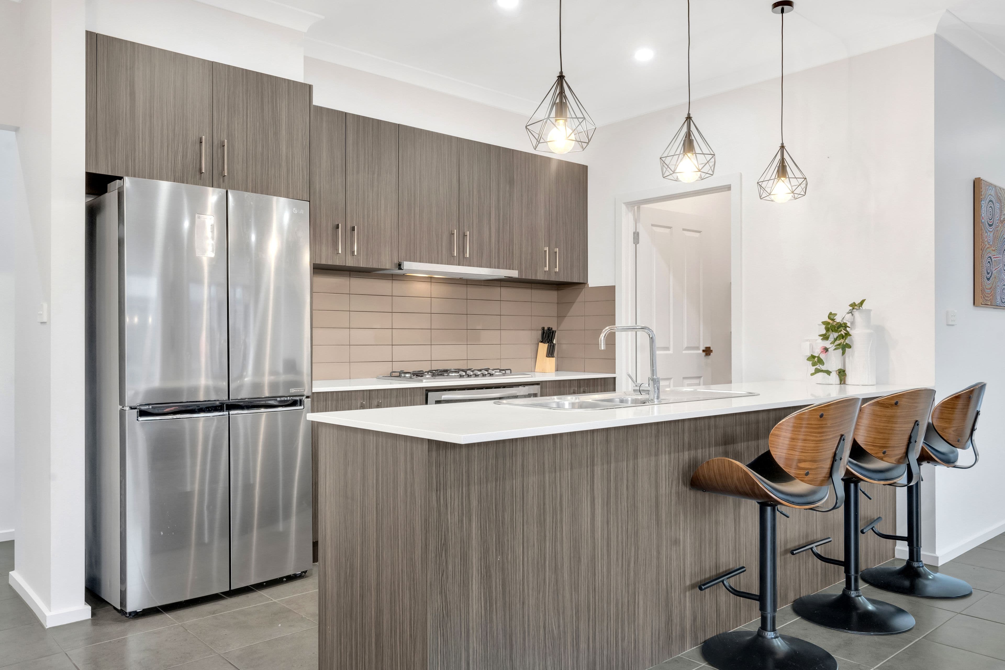 42 Chantenay Parade, Cranbourne North VIC 3977, Cranbourne North - Thumbnail 3