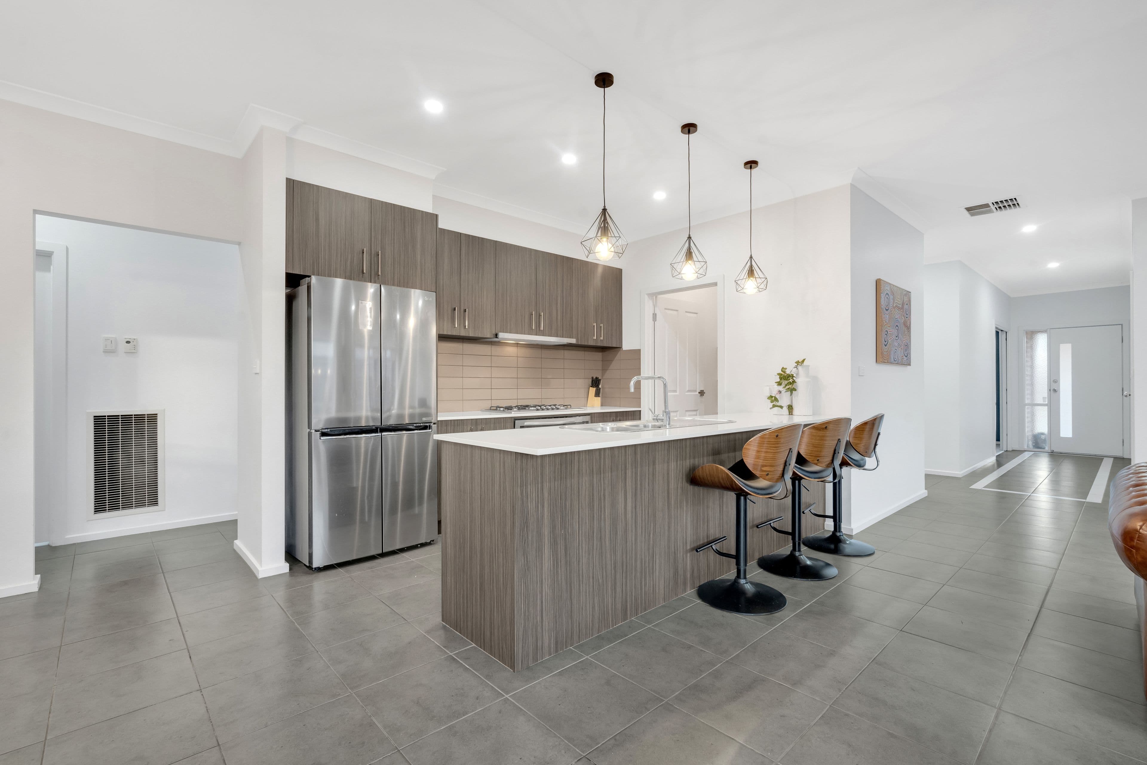 42 Chantenay Parade, Cranbourne North VIC 3977, Cranbourne North - Thumbnail 4