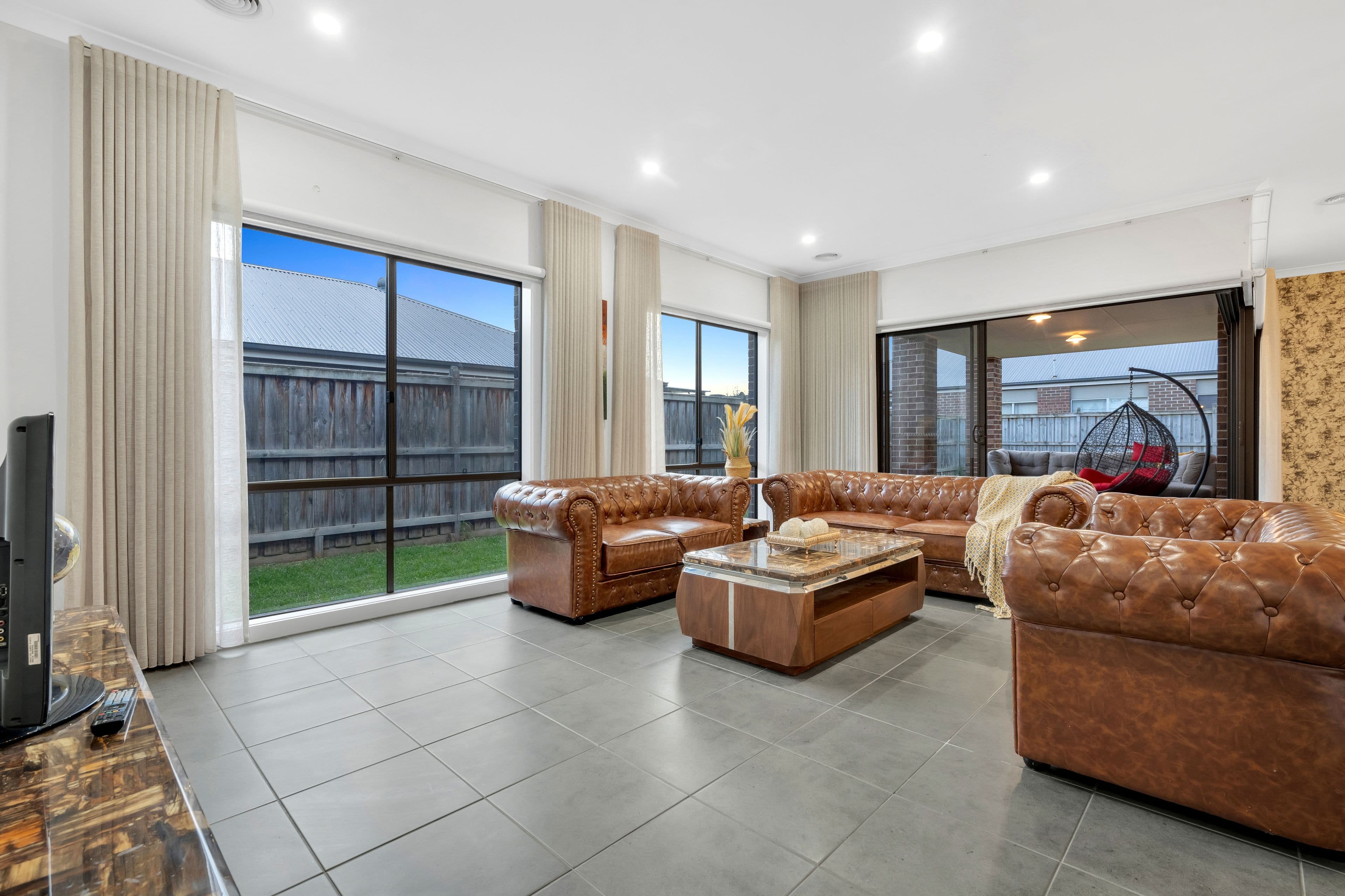 42 Chantenay Parade, Cranbourne North VIC 3977, Cranbourne North - Thumbnail 8