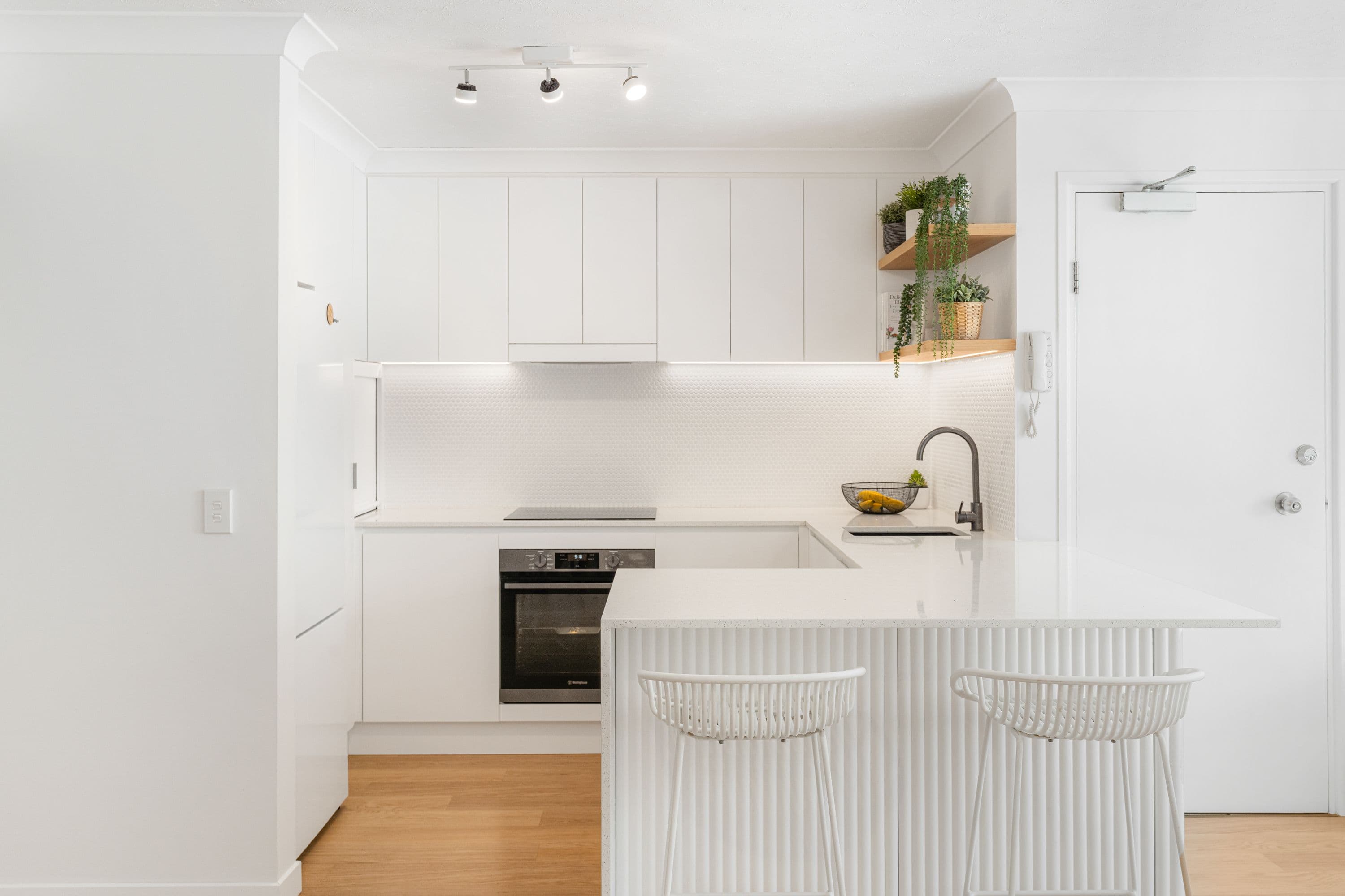 60-62 Albatross Avenue, Mermaid Beach QLD 4218, Mermaid Beach - Thumbnail 5