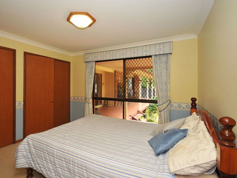 ELANORA QLD 4221, Elanora - Thumbnail 7