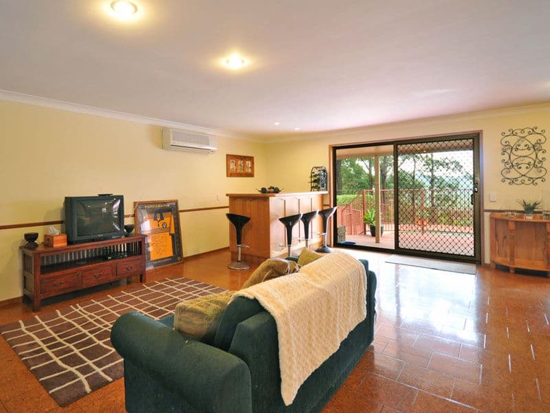 ELANORA QLD 4221, Elanora - Thumbnail 8