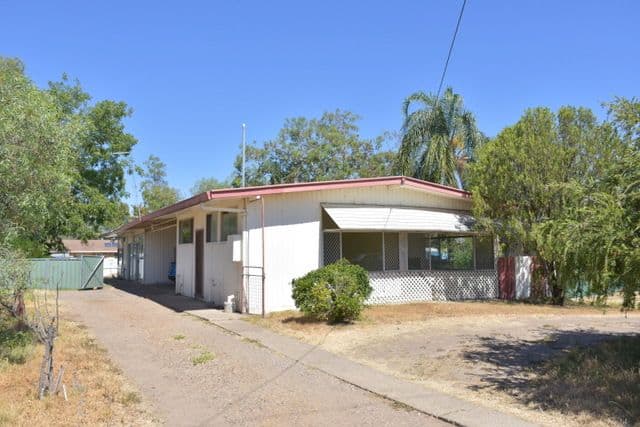1-2 325 Edward Street, Moree NSW 2400, Moree - Image 1