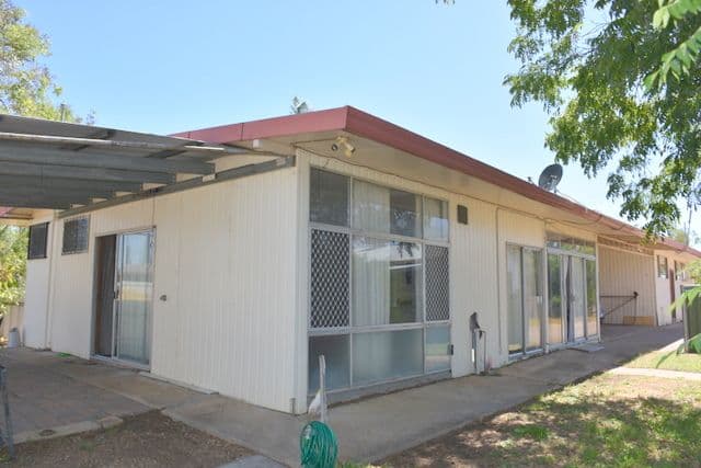 1-2 325 Edward Street, Moree NSW 2400, Moree - Thumbnail 2