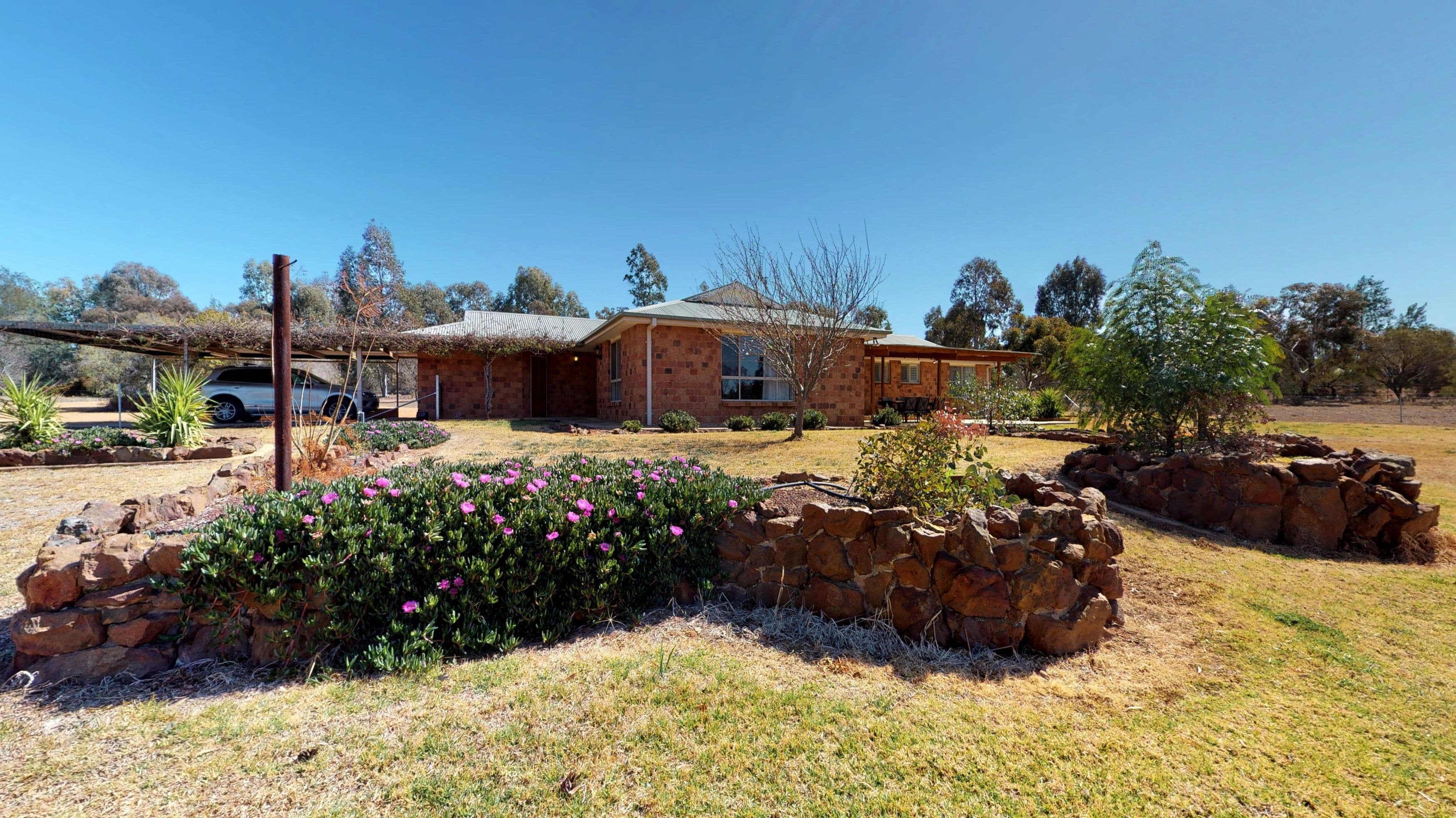 1 Castel Avenue, Dubbo - Image 1