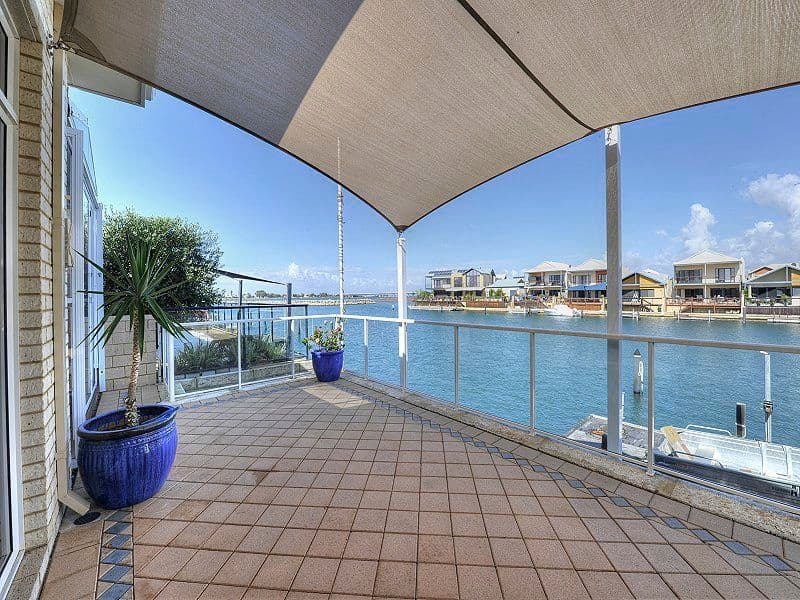6 BERMUDA Place, HALLS HEAD WA 6210, Halls Head - Thumbnail 3