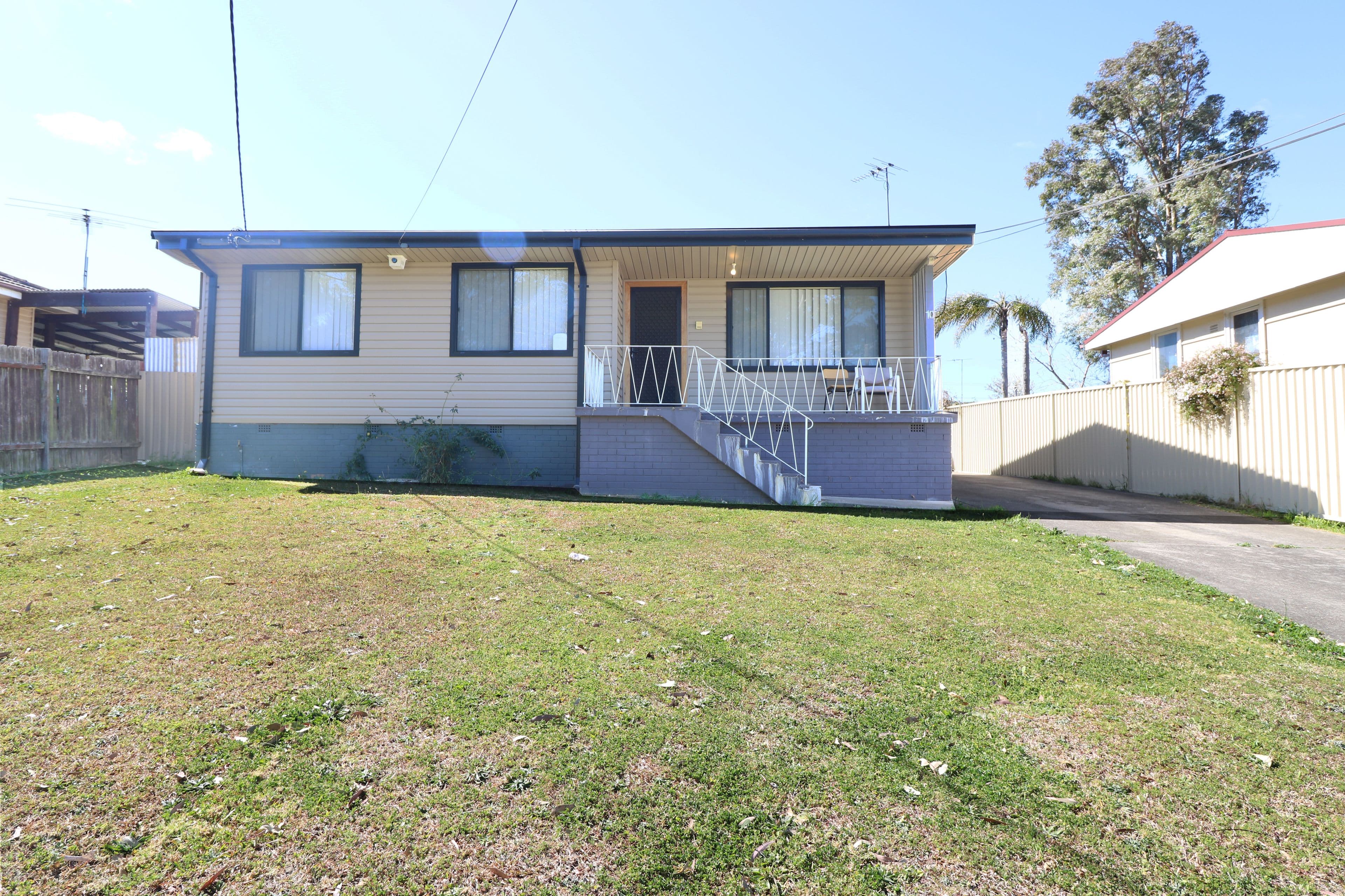10 Kenilworth Street, Miller - Image 1
