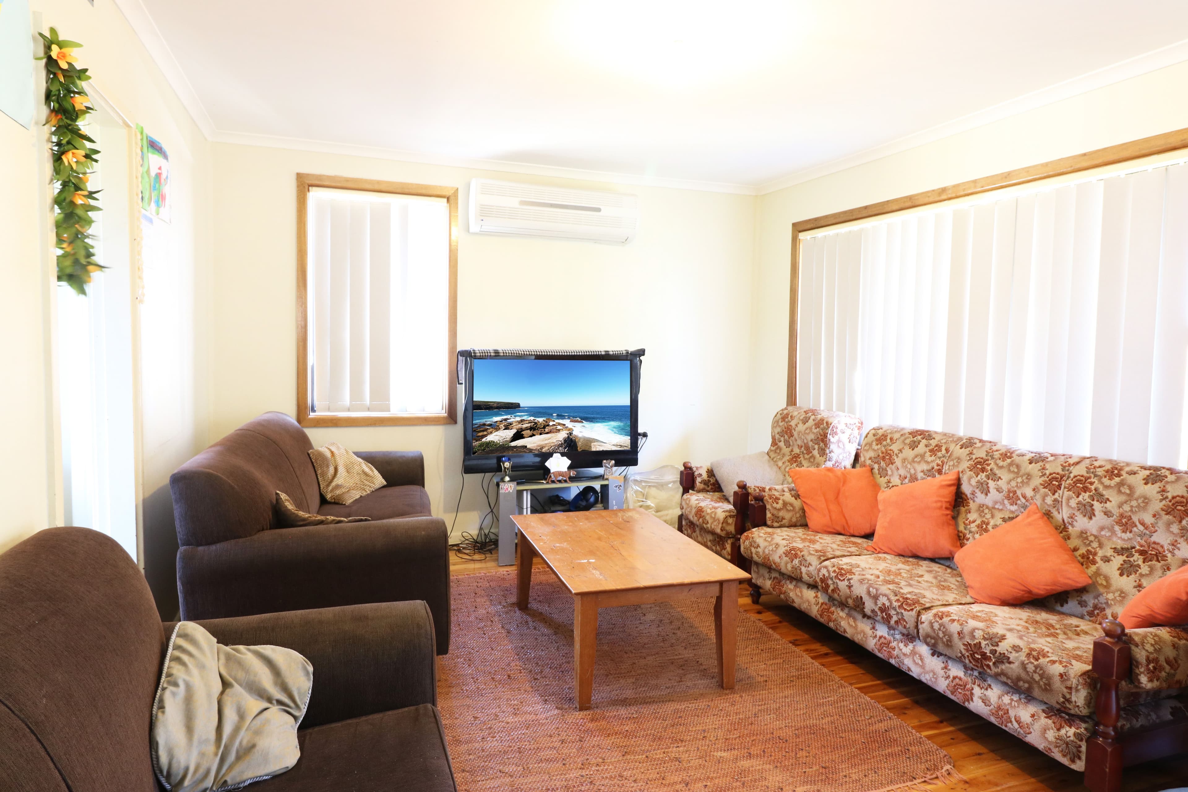 10 Kenilworth Street, Miller - Thumbnail 2
