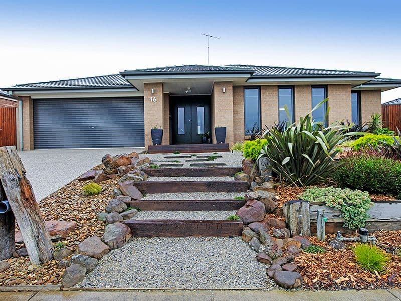 16 Sugargum Drive, WAURN PONDS VIC 3216, Waurn Ponds - Image 1