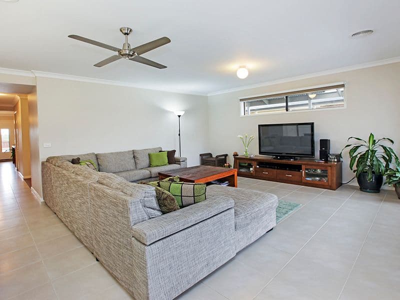 16 Sugargum Drive, WAURN PONDS VIC 3216, Waurn Ponds - Thumbnail 6