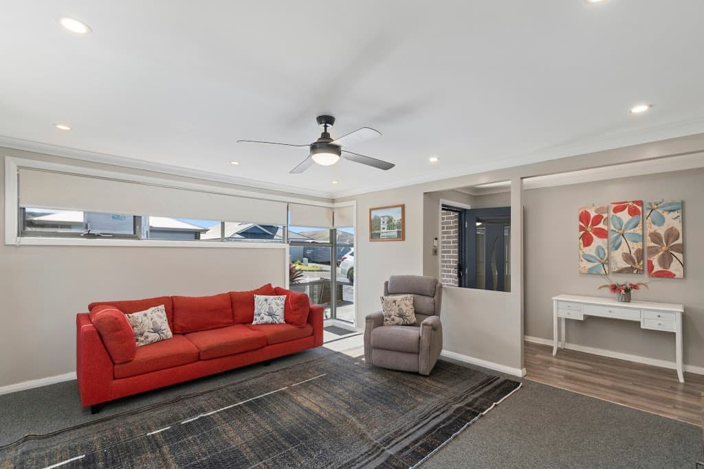 6 Flemmings Crescent, Horsley, NSW, 2530, Horsley - Thumbnail 3