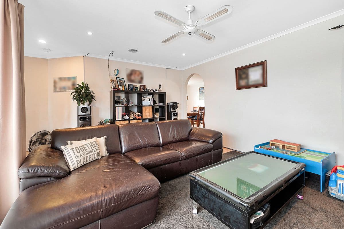 5 Nyah Place, Cranbourne West VIC 3977, Cranbourne West - Thumbnail 3
