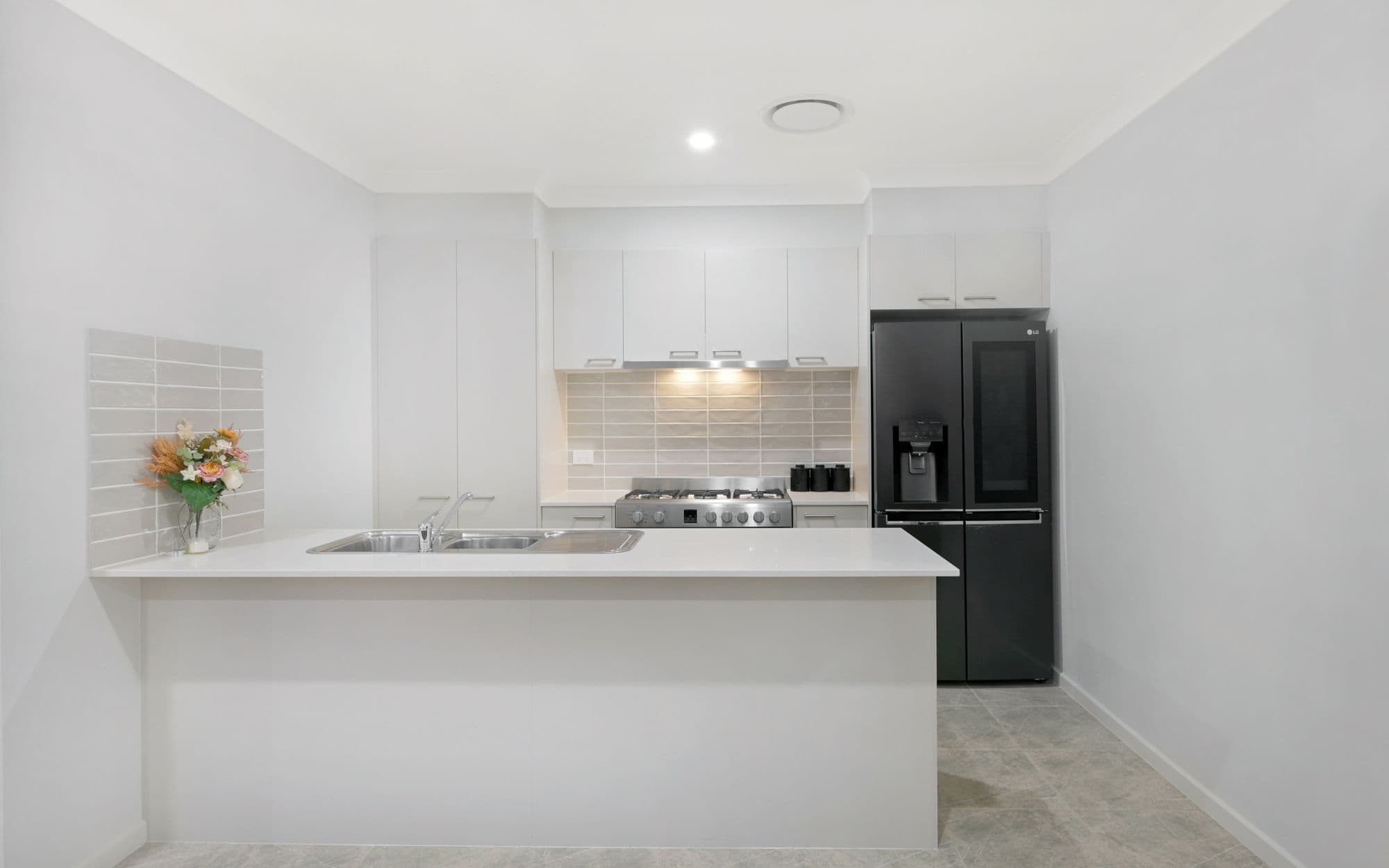 7 Ivanhoe Street, Gregory Hills NSW 2557, Gregory Hills - Thumbnail 2