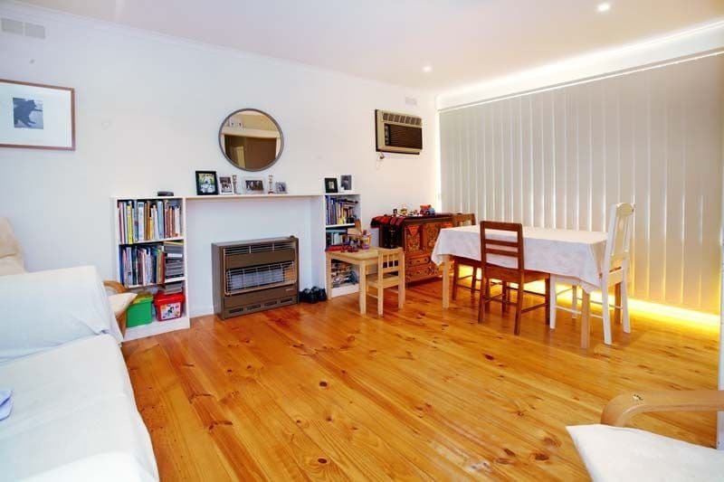 39 Victoria Crescent, MONT ALBERT VIC 3127, Mont Albert - Thumbnail 3