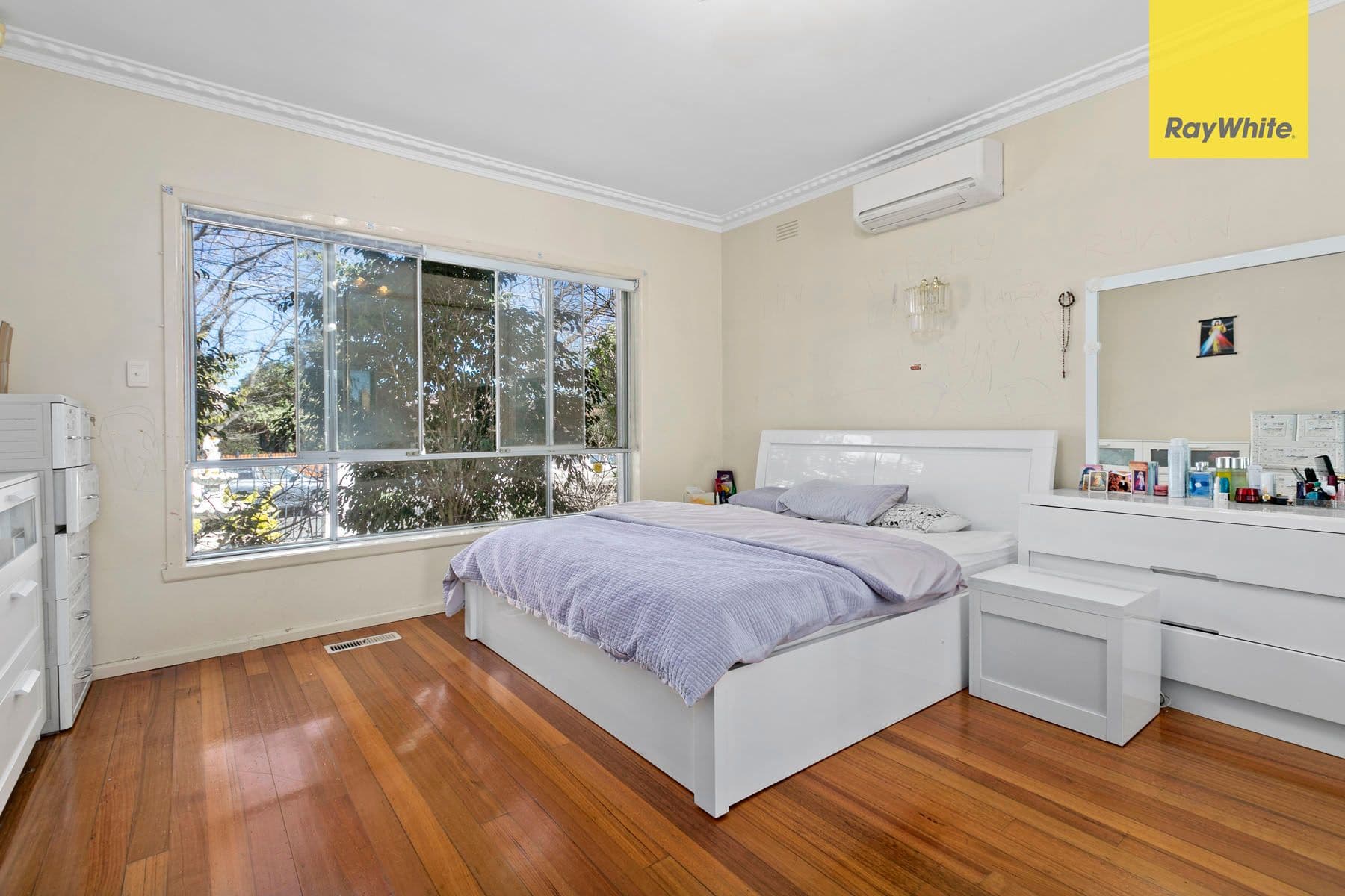 16 Moira Street, Sunshine VIC 3020, Sunshine - Thumbnail 4