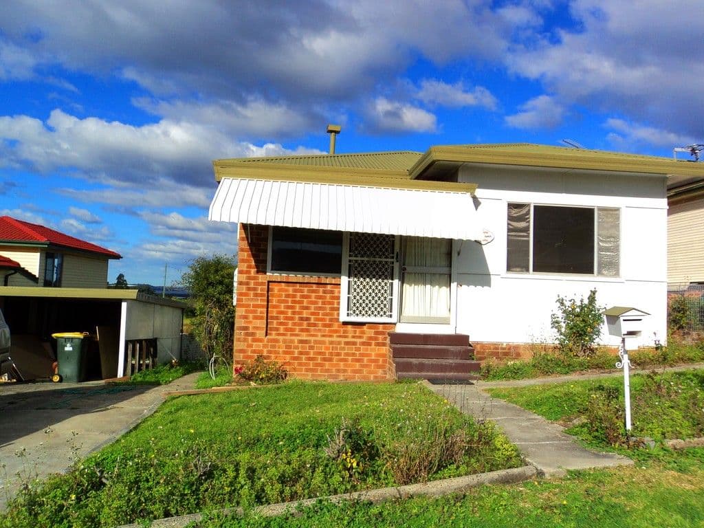 111 Farmborough Road, Farmborough Heights - Thumbnail 2