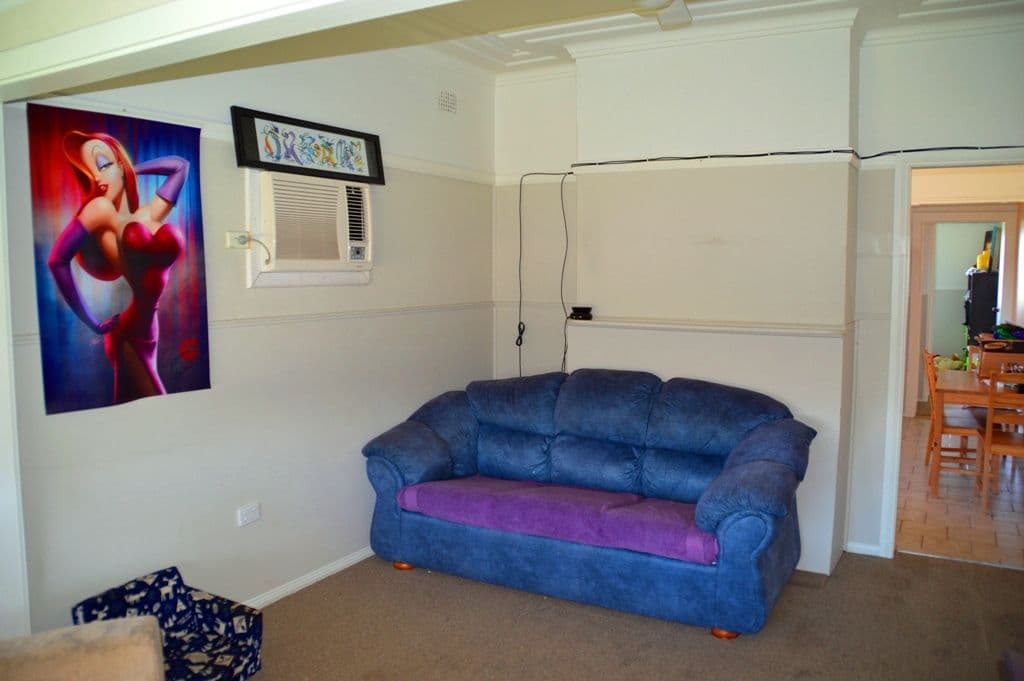111 Farmborough Road, Farmborough Heights - Thumbnail 4