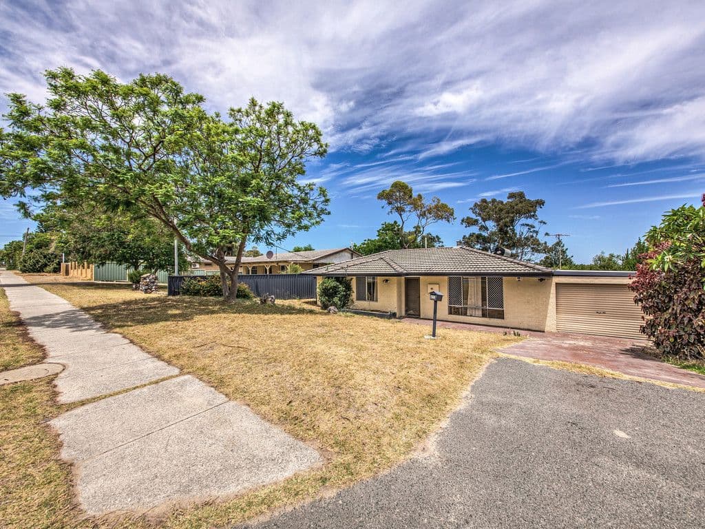 17 High Street, Avoca VIC 3467, Avoca - Thumbnail 2