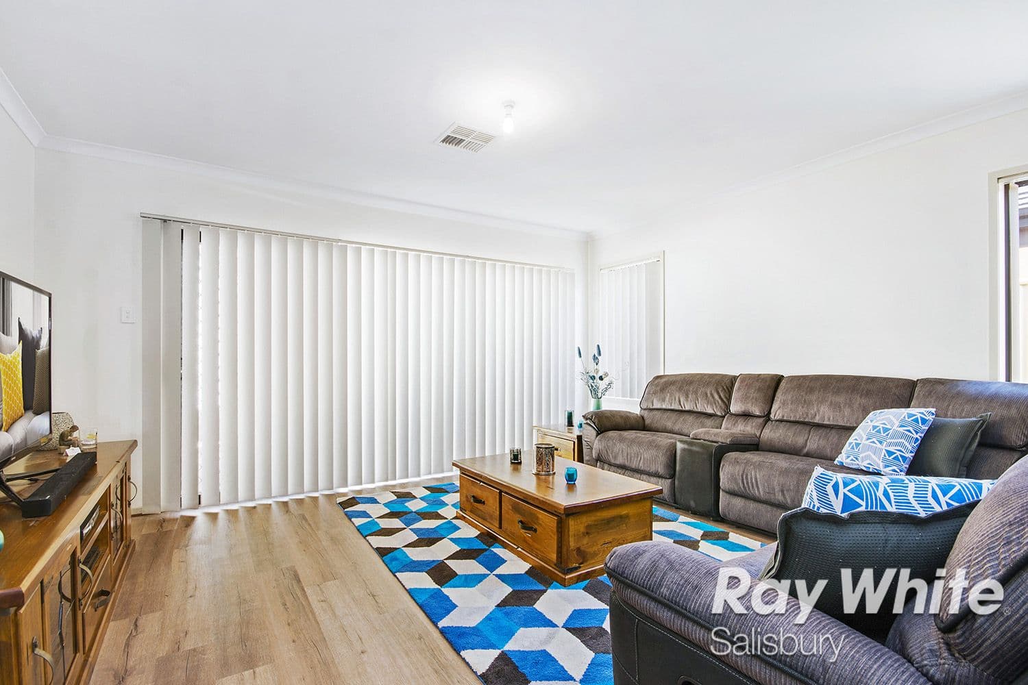 7 Bradford Avenue, Salisbury Heights SA 5109, Salisbury Heights - Thumbnail 3