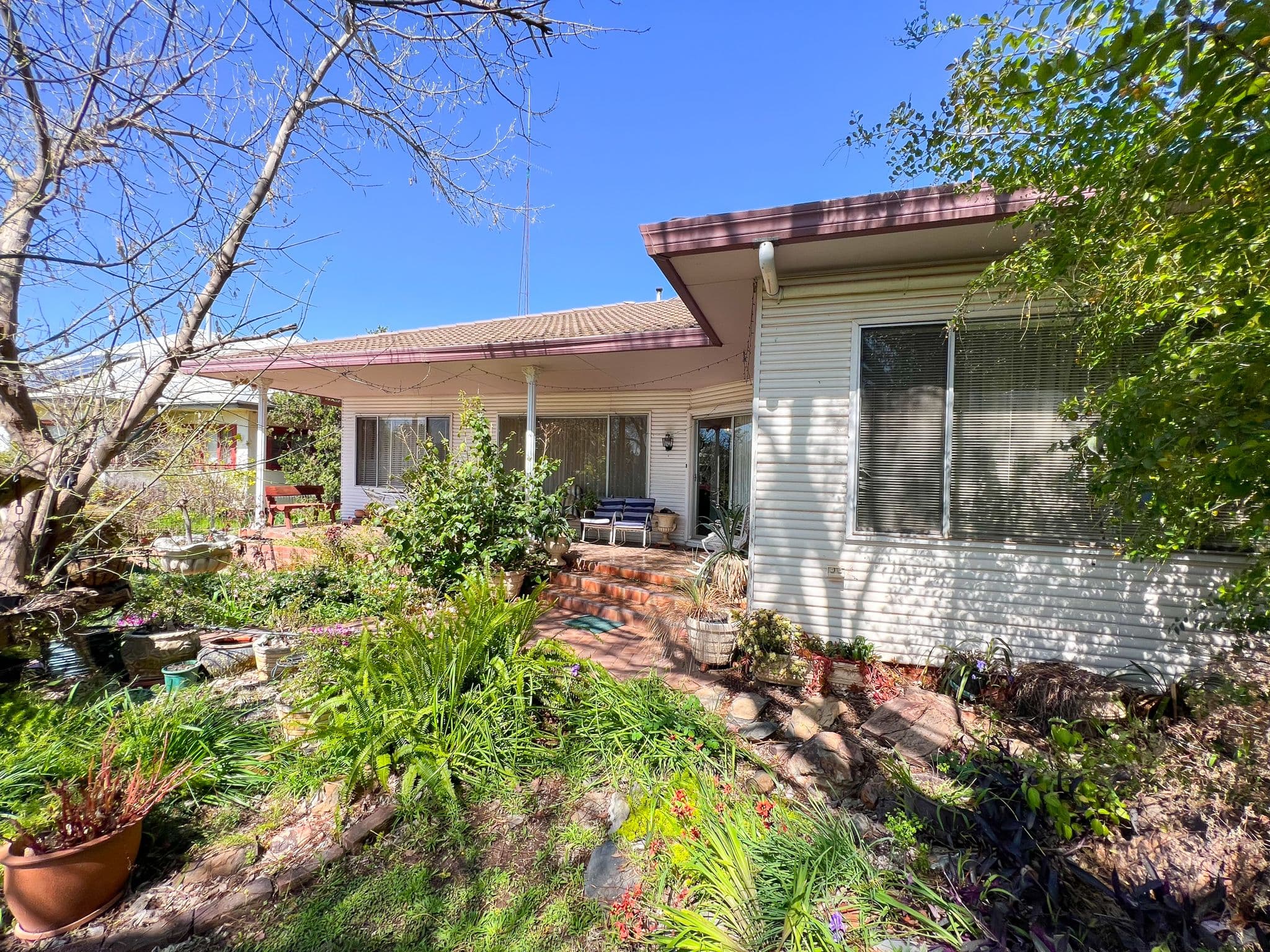 8 Woodland Street, Ungarie NSW 2669, Ungarie - Image 1