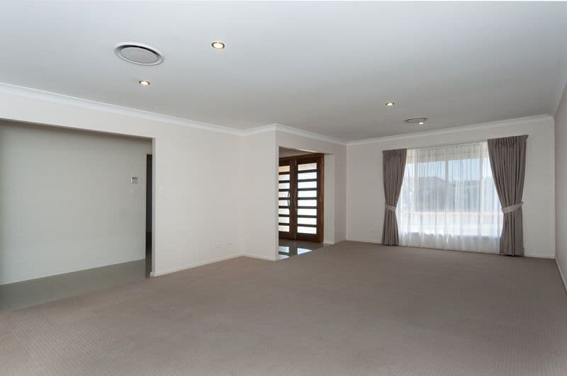 6 Overton Place, FERNVALE QLD 4306, Fernvale - Thumbnail 6