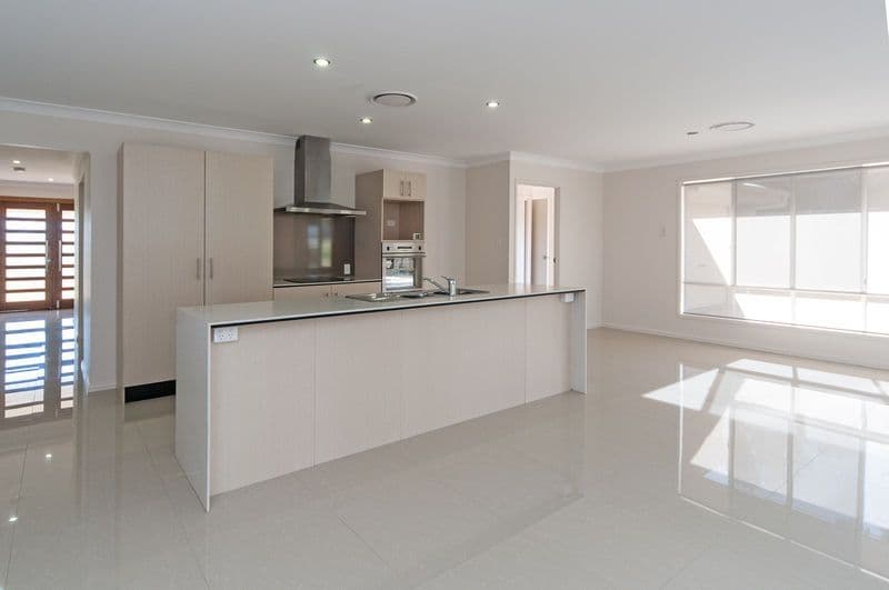6 Overton Place, FERNVALE QLD 4306, Fernvale - Thumbnail 8