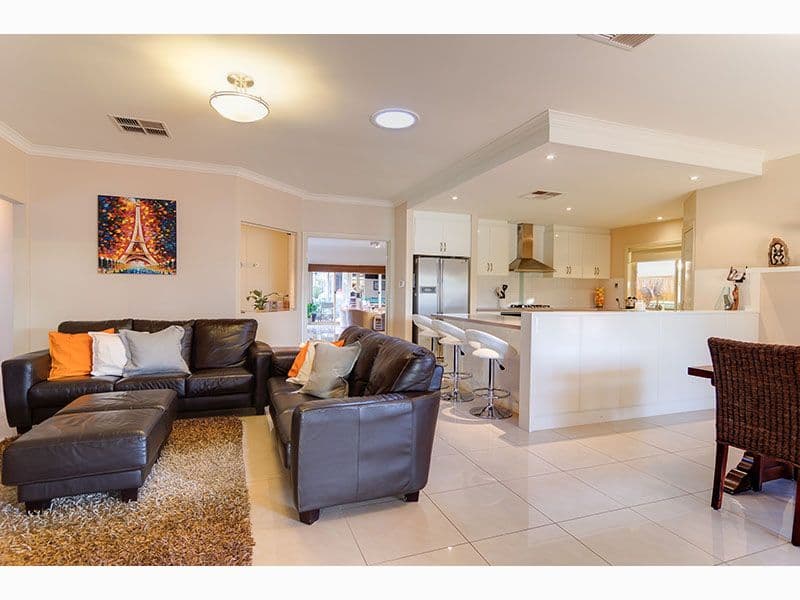 4 Hall Crescent, Old Noarlunga SA 5168, Old Noarlunga - Thumbnail 5