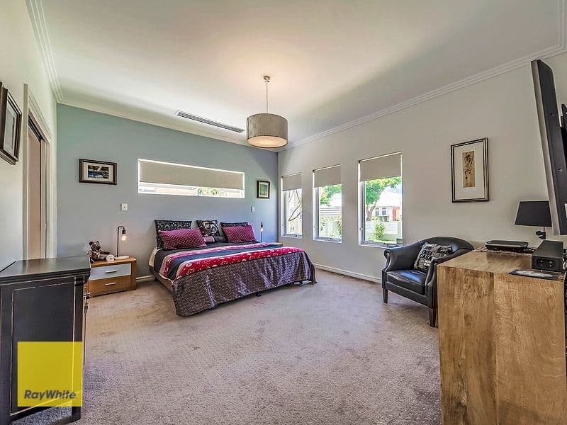 5 Pexton Drive, South Guildford WA 6055, South Guildford - Thumbnail 4