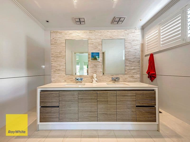 5 Pexton Drive, South Guildford WA 6055, South Guildford - Thumbnail 5