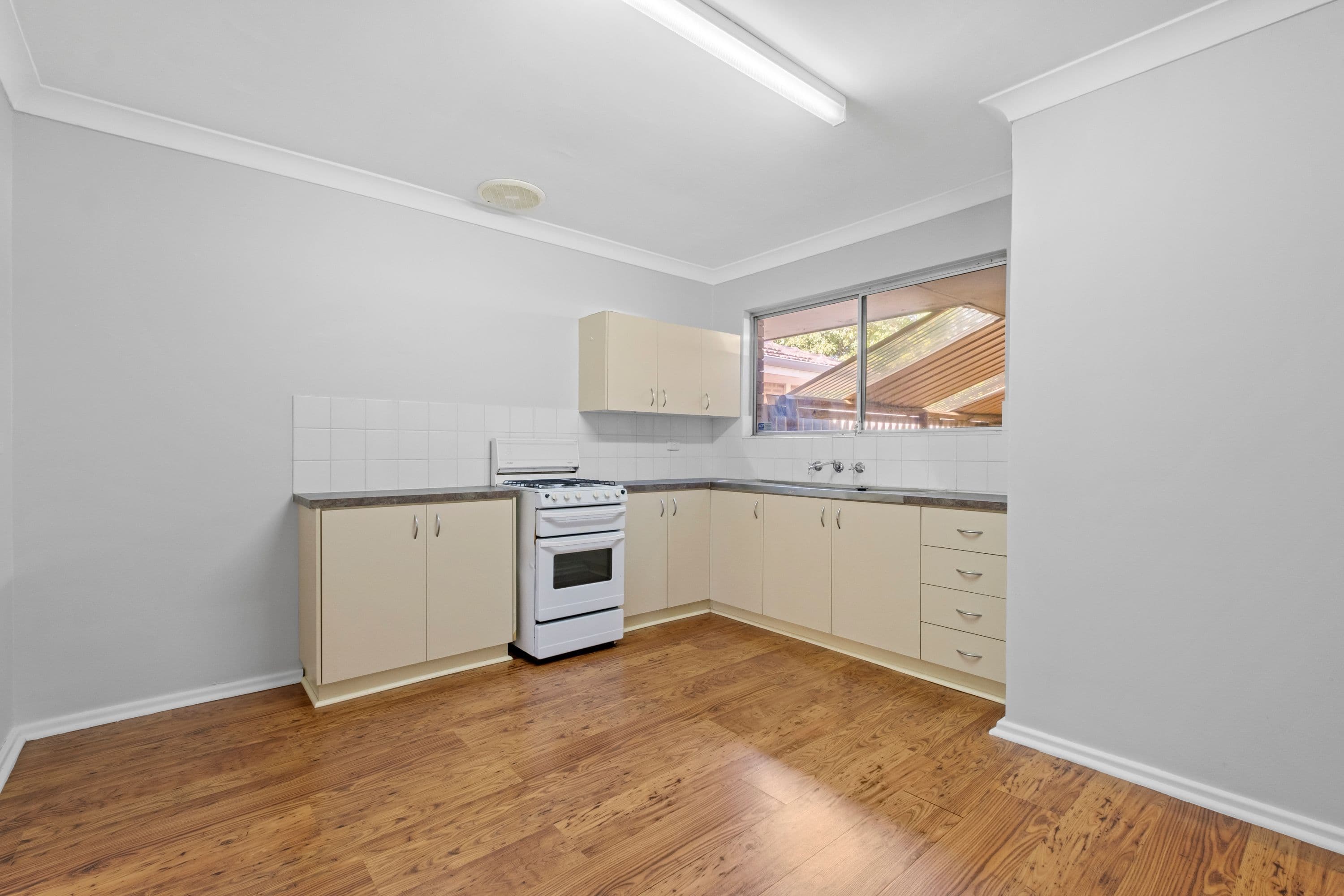 7B Rhyl Place, Langford WA 6147, Langford - Thumbnail 4