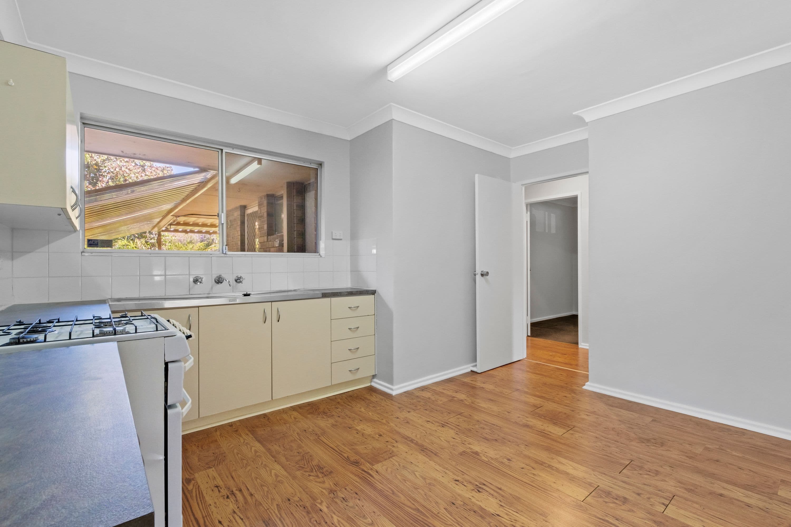 7B Rhyl Place, Langford WA 6147, Langford - Thumbnail 6