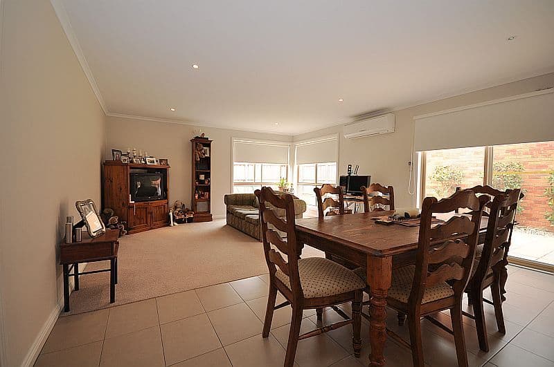 25 Burnside Road, BANNOCKBURN VIC 3331, Bannockburn - Thumbnail 3