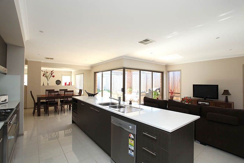 12 Inlander Way, DOREEN VIC 3754, Doreen - Thumbnail 4