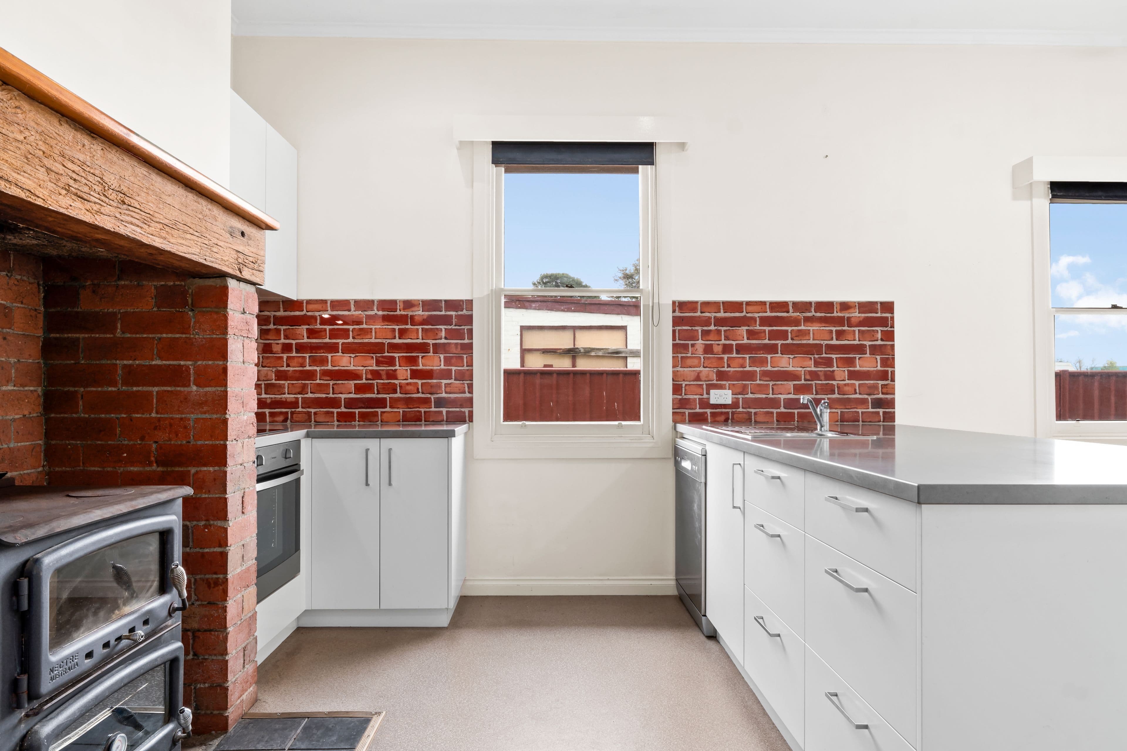 145 Wilson Street, Colac VIC 3250, Colac - Thumbnail 6