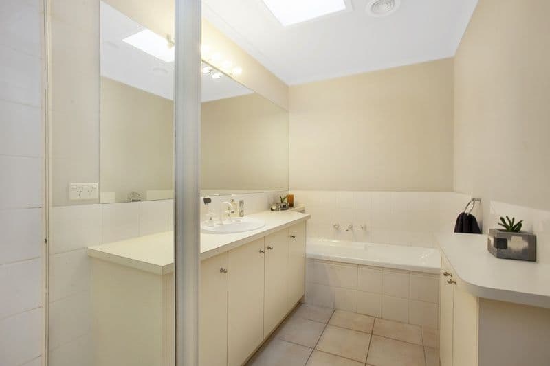 8a Collocott Street, MORDIALLOC VIC 3195, Mordialloc - Thumbnail 7