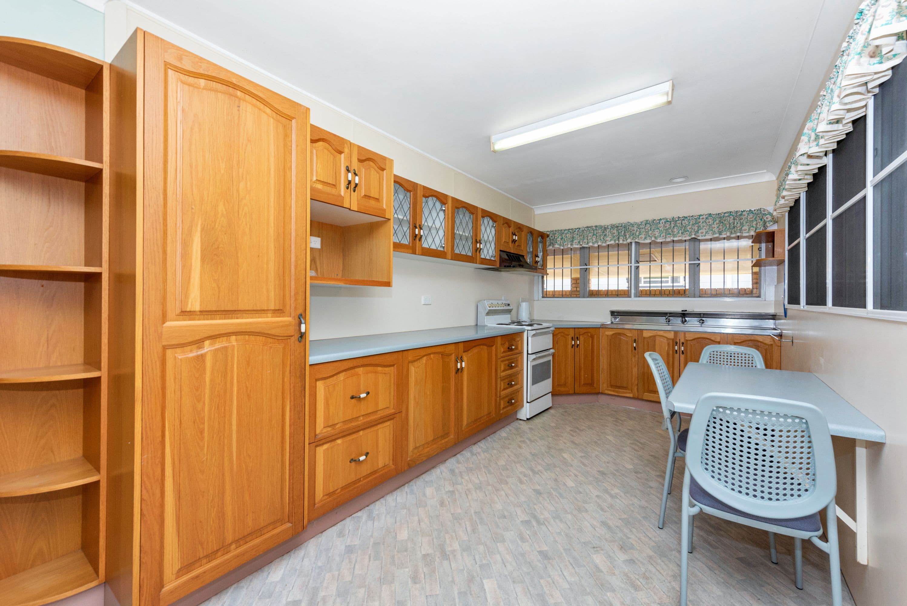 20 Surrey Street, Hyde Park QLD 4812, Hyde Park - Thumbnail 3
