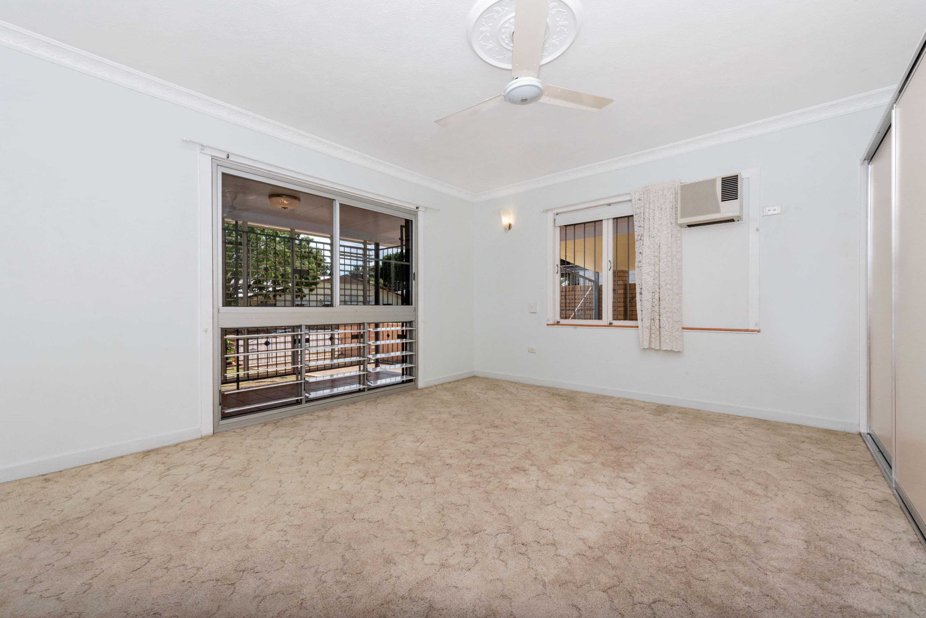 20 Surrey Street, Hyde Park QLD 4812, Hyde Park - Thumbnail 5