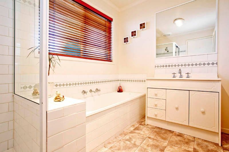 54 Vines Road, HAMLYN HEIGHTS VIC 3215, Hamlyn Heights - Thumbnail 8